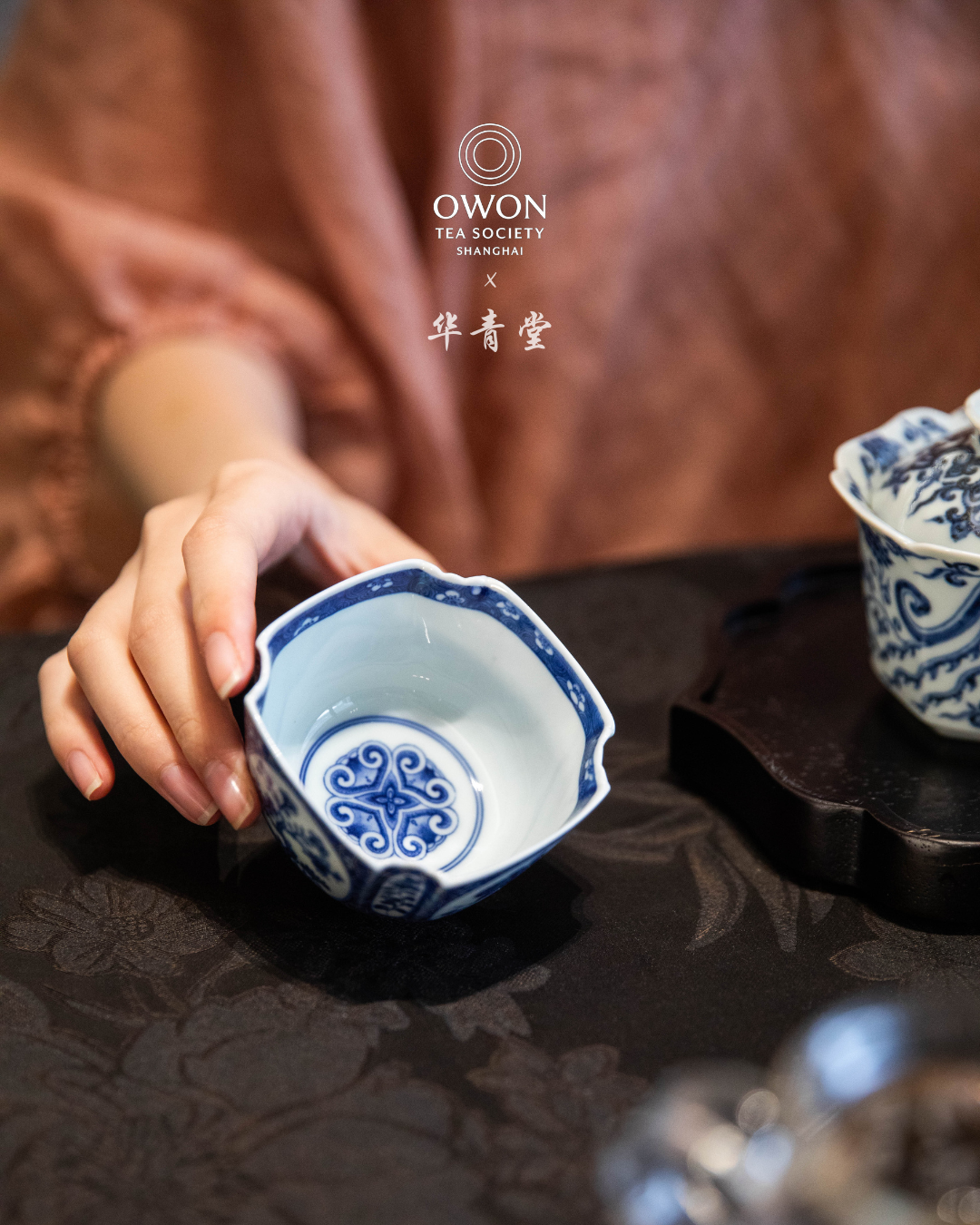경덕진 청화 명요_화청당 청화(青花) 빙매 은묘 팔각 개완 찻잔 세트_华青堂_Gaiwan tea set from Jingdezhen Kiln HUA QING TANG
