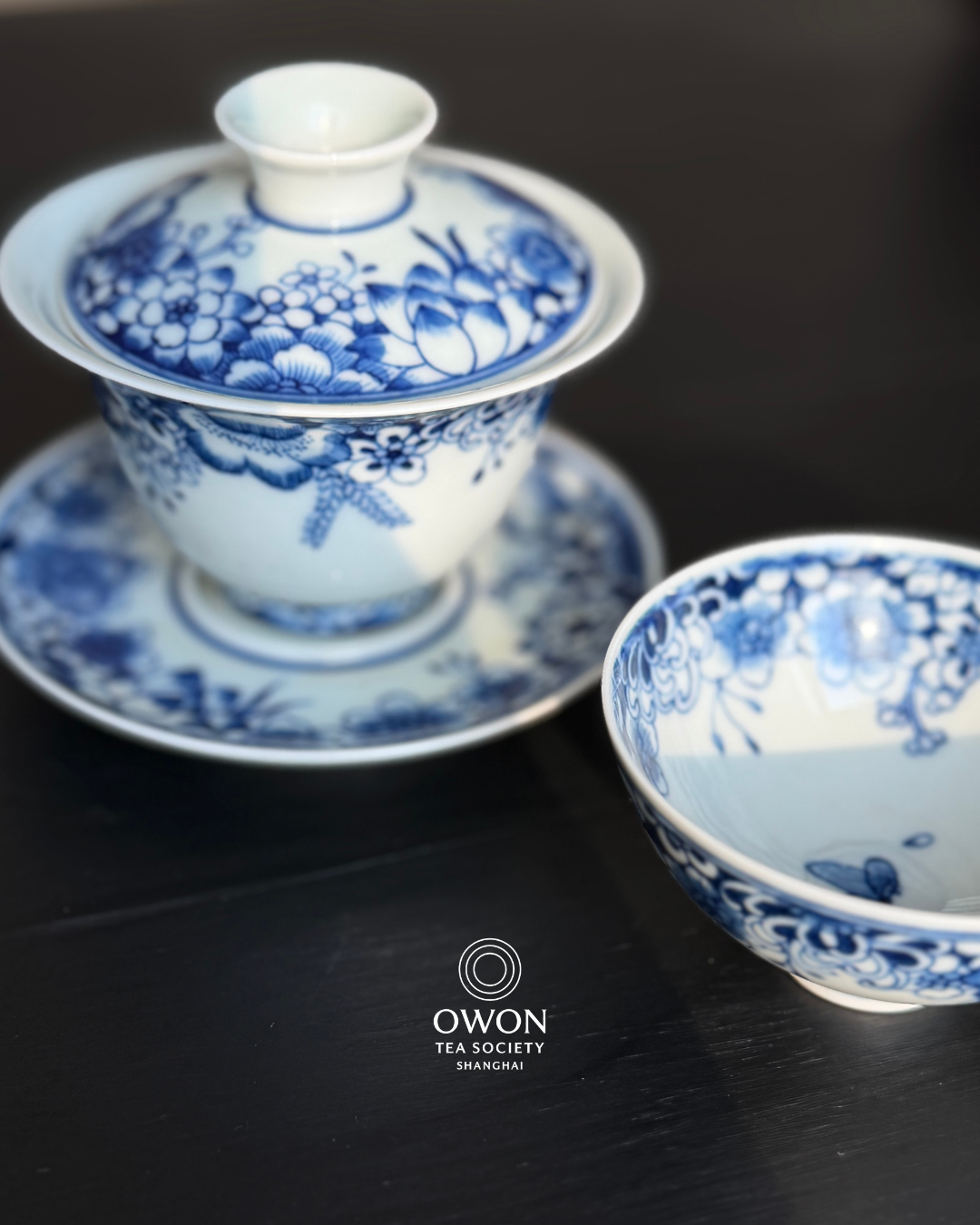 Pre-order_만화문(万花纹) 개완 삼재(三才) 세트와 만화문 계심배(鸡心杯)