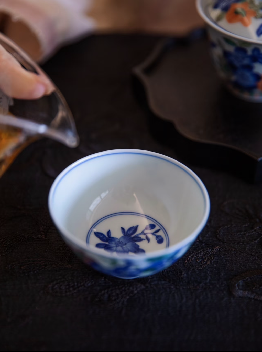 경덕진 고채 명요_고열화풍 고채(古彩) 두견화 주인배_古阅和风_Master tea cup from Jingdezhen Kiln GU YUE HUA FENG
