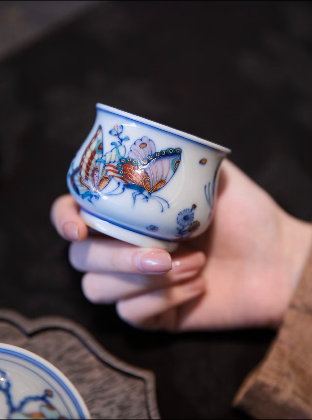 경덕진 두채 명요_우기헌 두채(斗彩) 나비잔_玗琪轩_Master tea cup from Jingdezhen Kiln YU QI XUAN